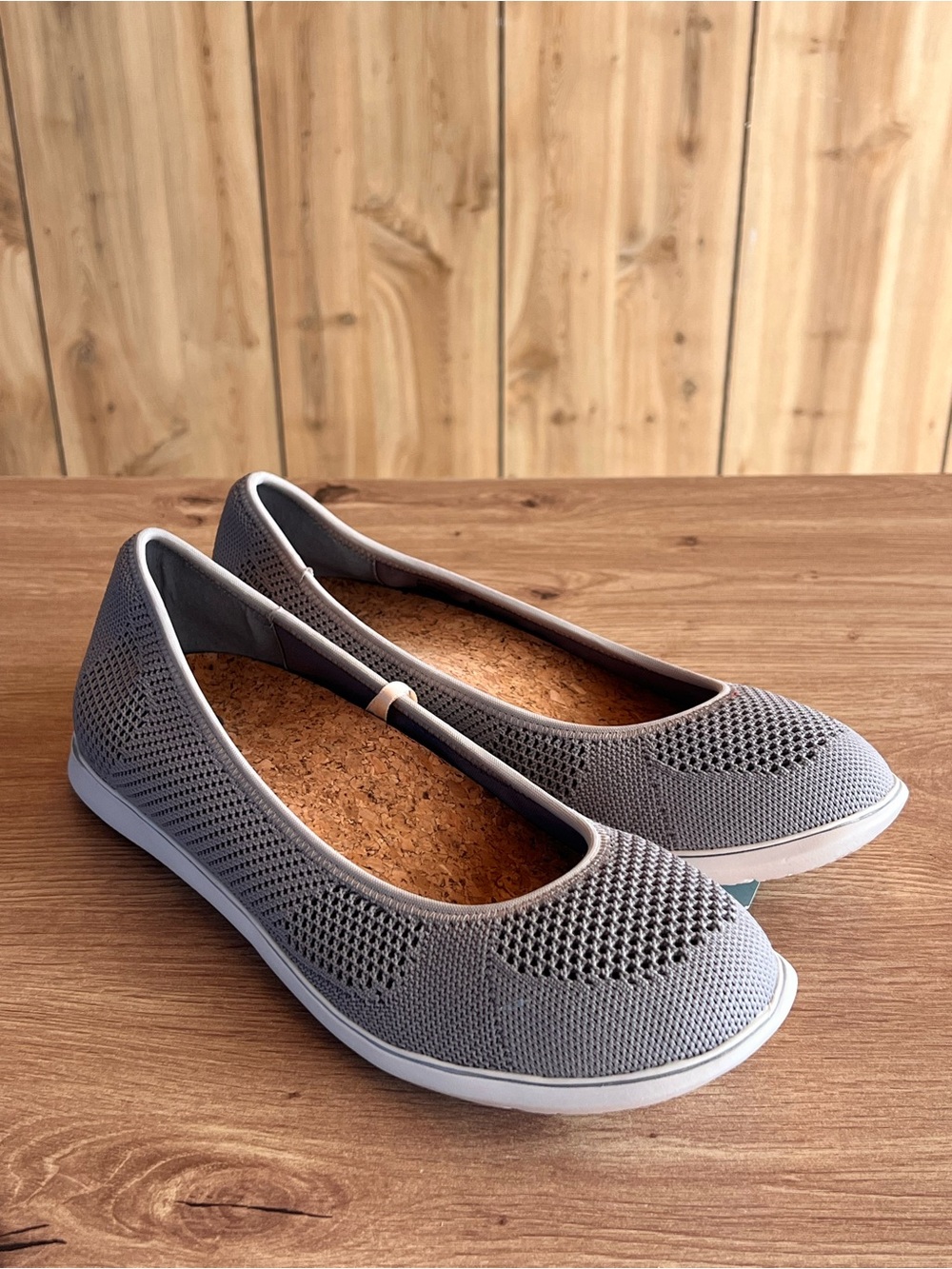 REVITALIGN Slip-On Knit Ballet Flat Sneakers in Light Gray